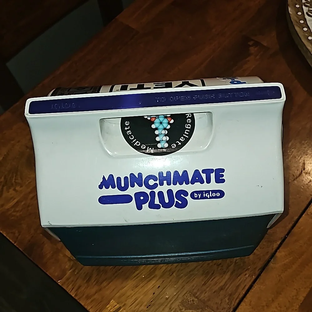 MUNCHMATE PLUS by Igloo Blue/green and White Cooler. - Picture 5 of 7